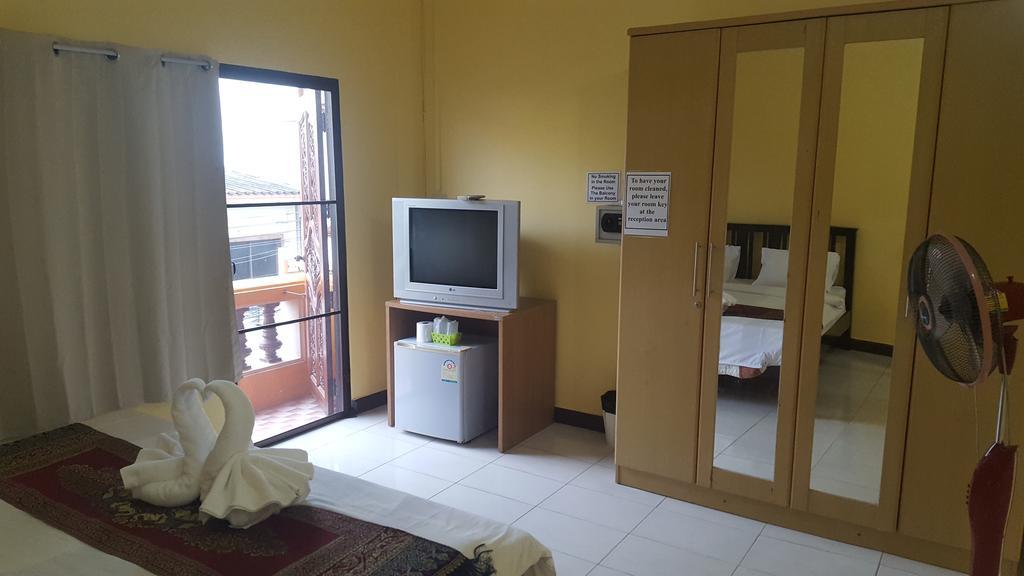 All Nations Guesthouse Hua Hin Ngoại thất bức ảnh